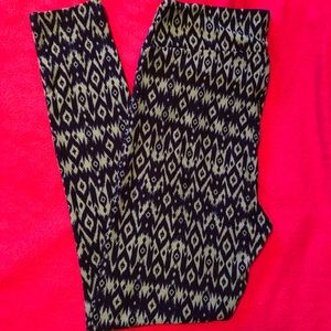 Lularoe TC LeggingsEUC and Buttery Soft!